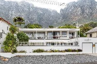 61 On Camps Bay Guesthouse – exterior or main view, Cape Town