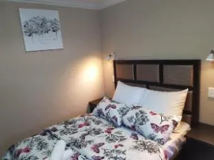 THE ROYAL PRIME GUEST LODGE – photo 2, Apartment/Flat in Pretoria