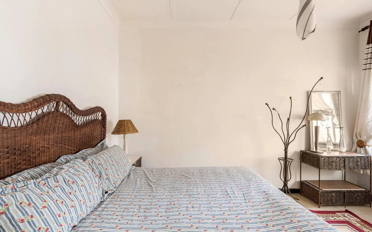 A cozy room @peaceful home