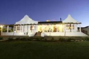 Thylitshia Villa Country Guest House