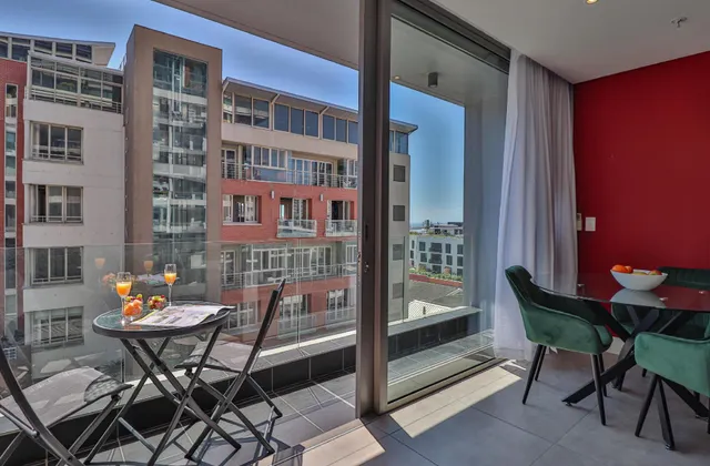 The Capital Mirage 704 by CTHA