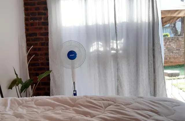 2 Bedroom + 1 Bathroom & full kitchen