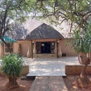 PHAKELA PRIVATE LODGE
