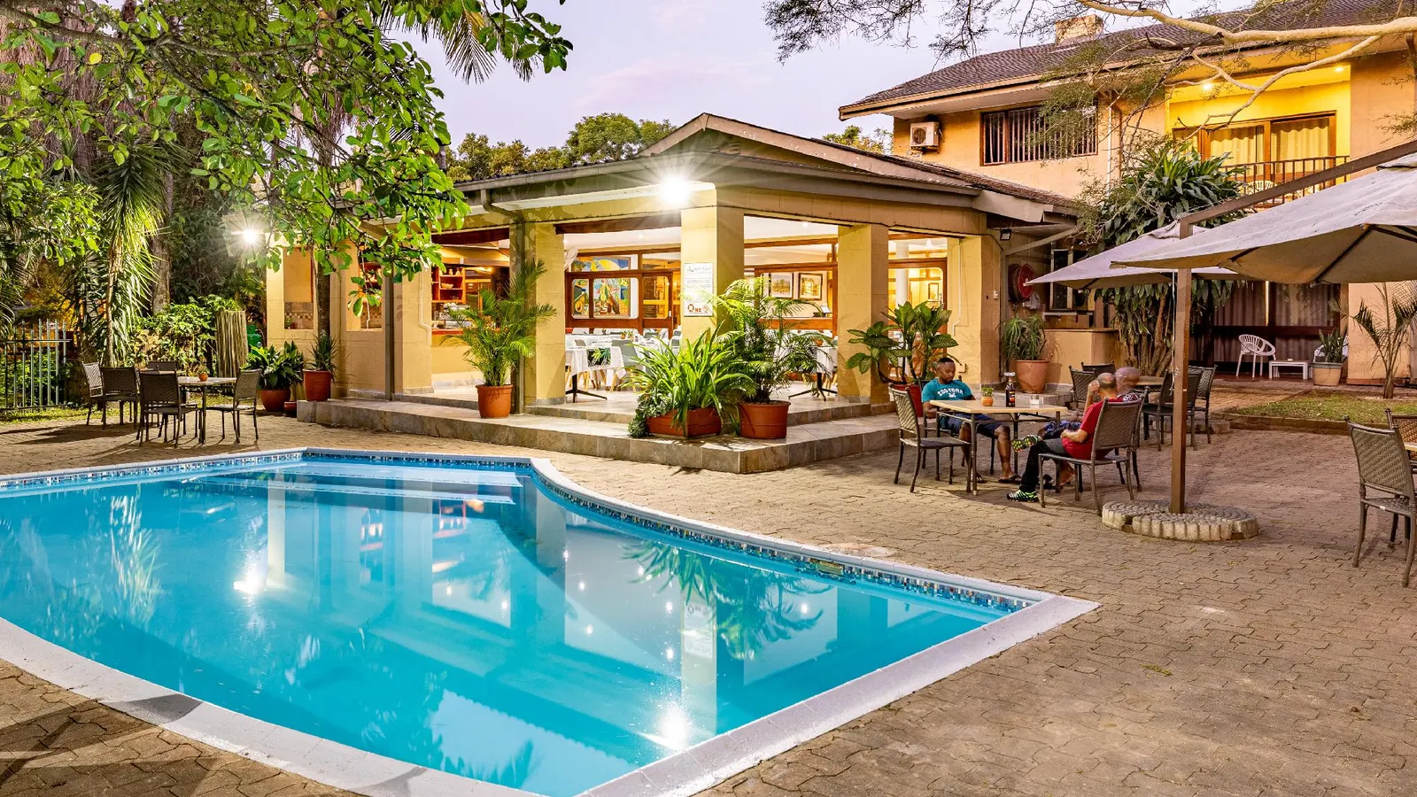 Hotel Numbi and Garden Suites