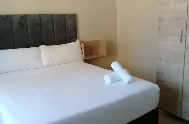 UNICITI  SELF CATERING