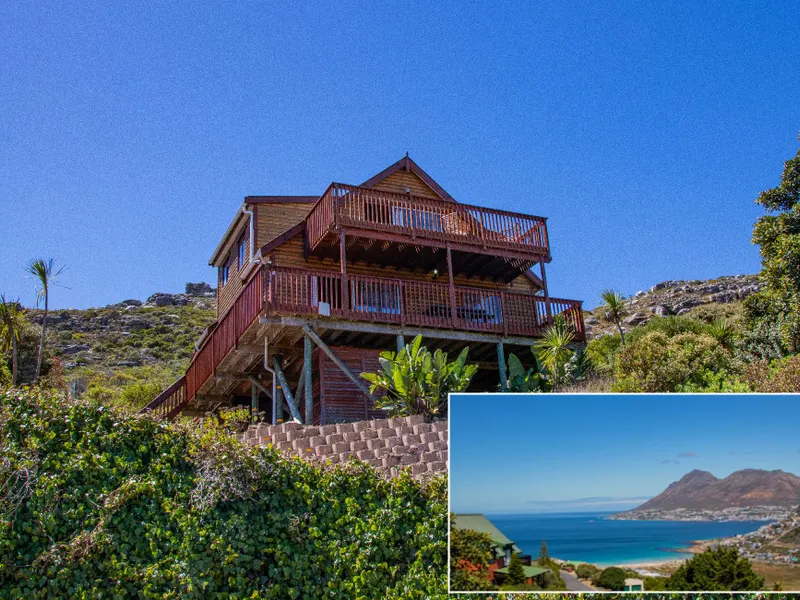 Peaceful Mountain Home with Views over False Bay