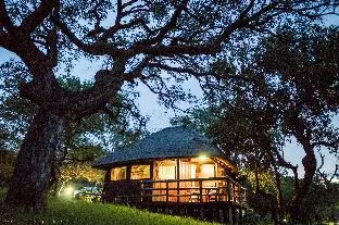 Shayamoya Tiger Fishing and Game Lodge