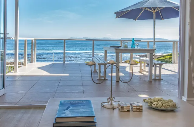 Gansbaai Seafront Holiday House - Our C-House