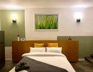 Adorable Room House Share with pool & lappa