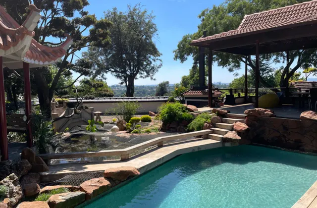 Oasis On Lily with own private pool