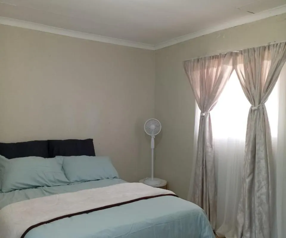 Zone 4 Motel and spa