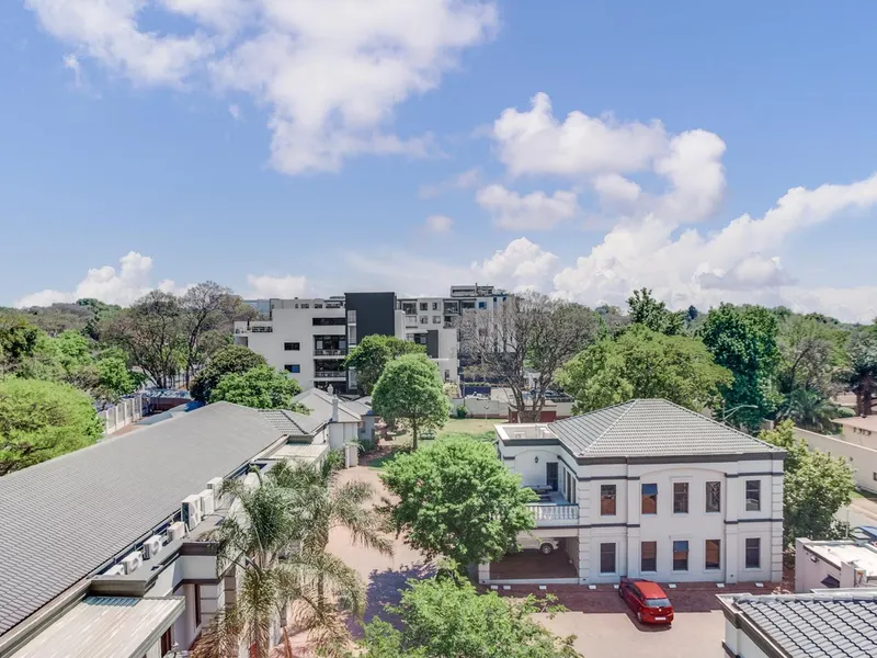 Urban Oasis Apartment @ The paramount