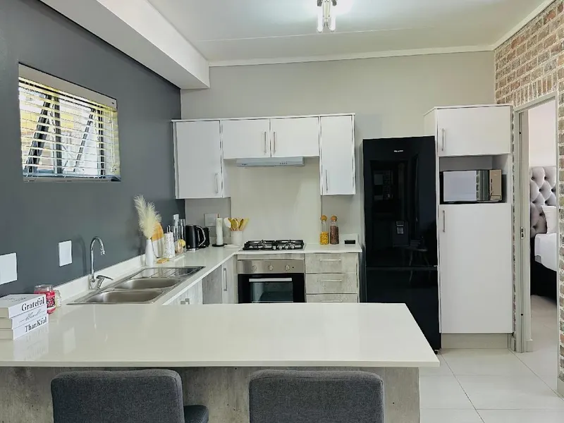 Lethukukhanya Luxury Apartment 