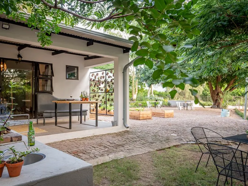 Francines Farmhouse & Venue