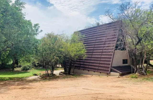 Luxury Villa with Heated Pool