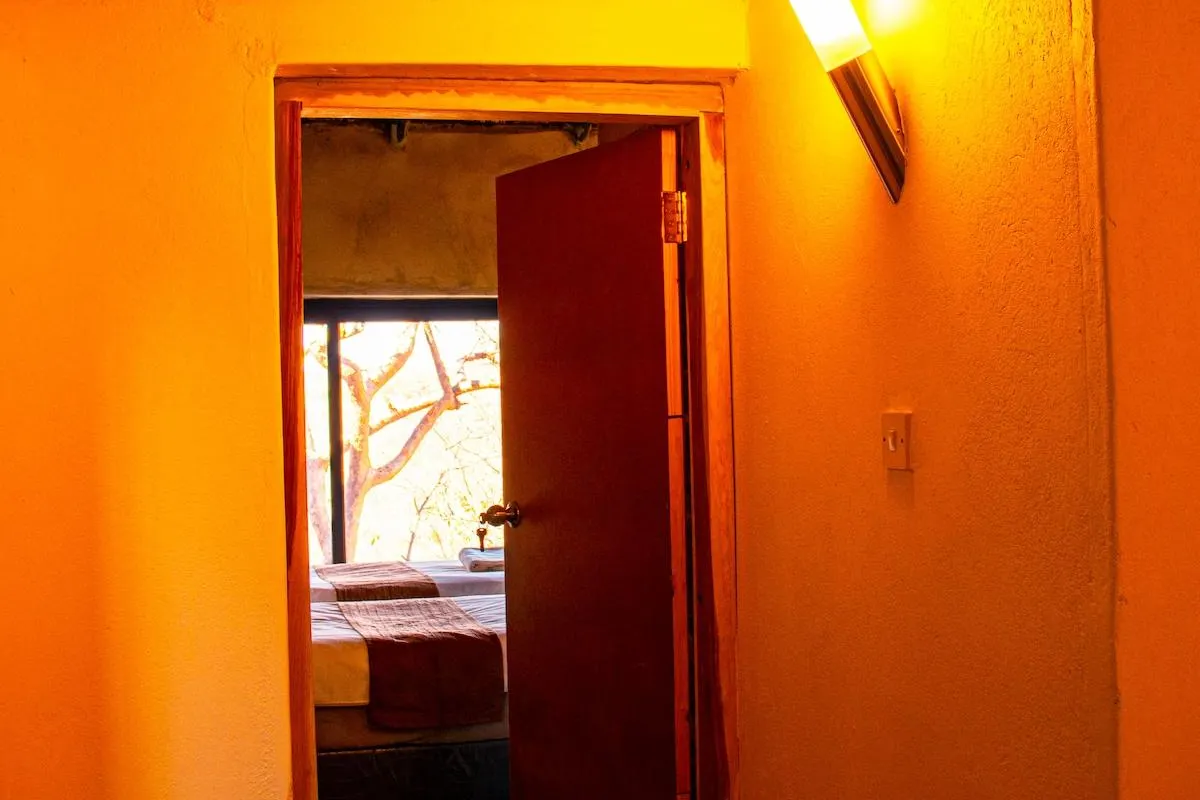 Umhambi Villa Gorge View 3