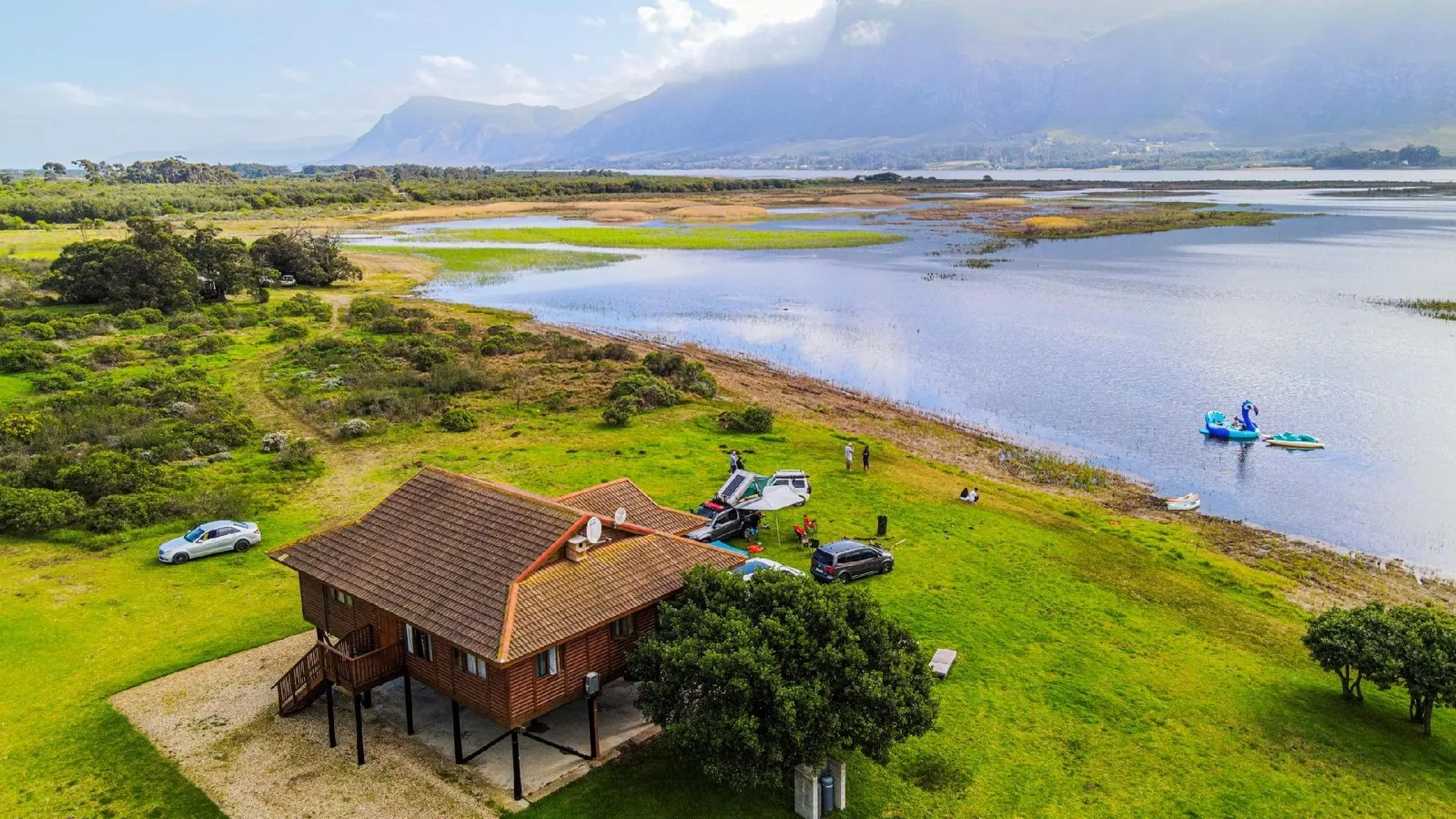 Rivers End Farm THE MAIN CABIN