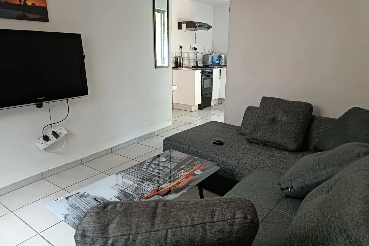 Ultra House self-catering downstairs 