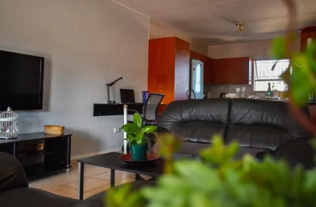 A fabulously spacious & homely 4 sleeper.