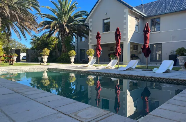 Stoneridge Large Family Cottage