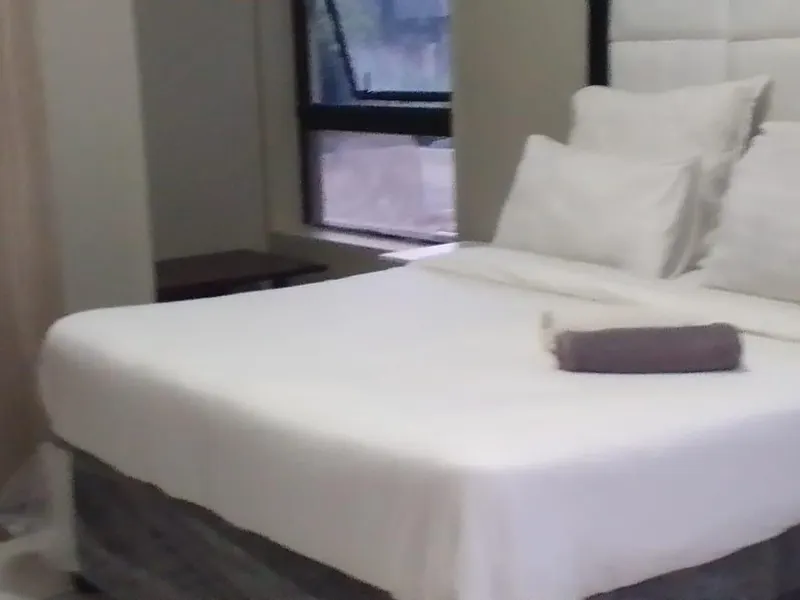 Bachelor Pad Rosebank