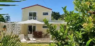 Charming fully fitted double storey cottage near Constantia Village