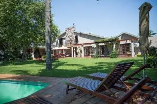 MacGregors Guest House