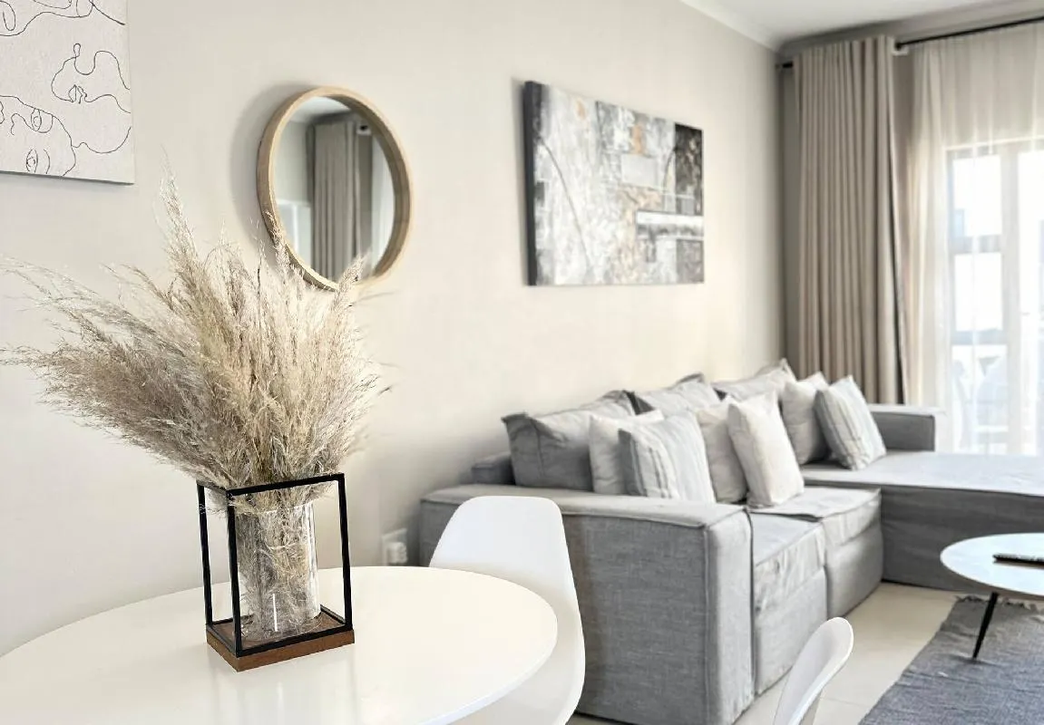 Humble Abode - 93 On New - Midrand