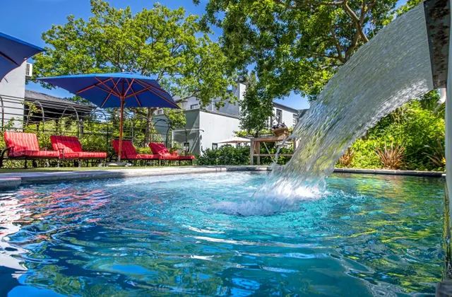 La Fontaine Guest House