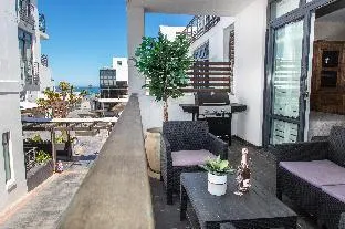 Contemporary 2 Bed Apartment 144 Eden on the Bay