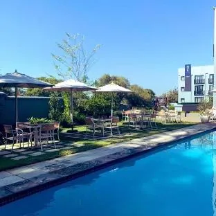 Max Executive Apartments – exterior or main view, Johannesburg