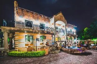 Casa Toscana Lodge