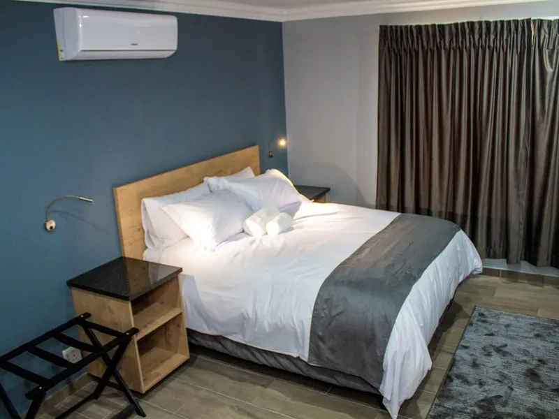 Charming 1-bed room with a private bathroom