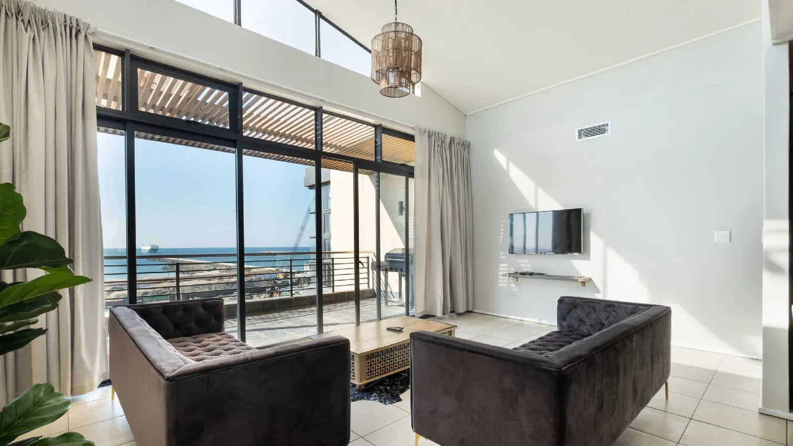 Point Waterfront Apartments