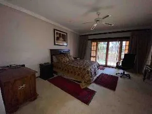 Vintage serene villa – photo 2, Villa in Hartbeespoort