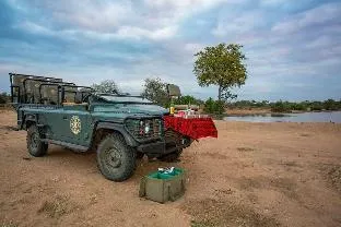 Umlani Bushcamp – photo 2, Holiday Park/Caravan Park in Kruger National Park