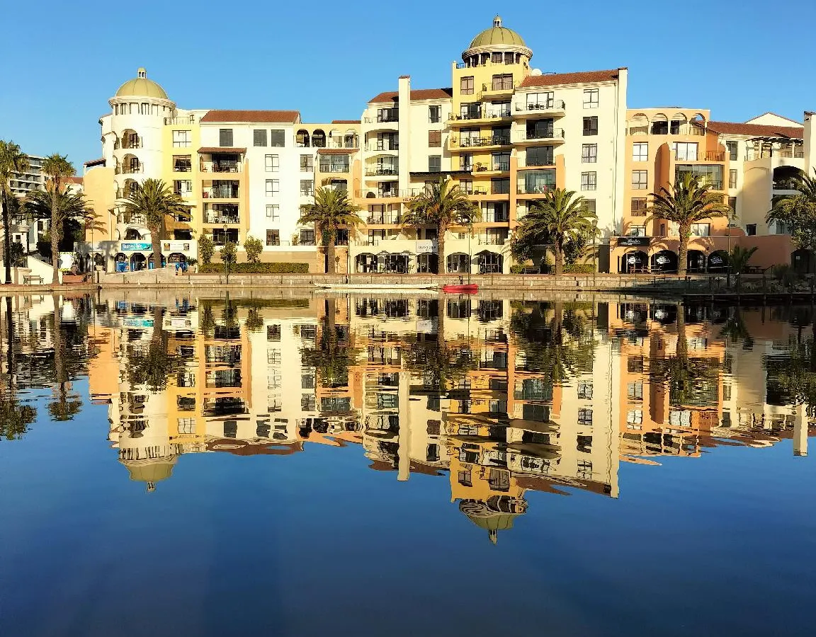 La Palmera - The Island Club