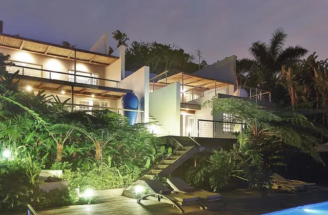 Days at Sea Beach Lodge