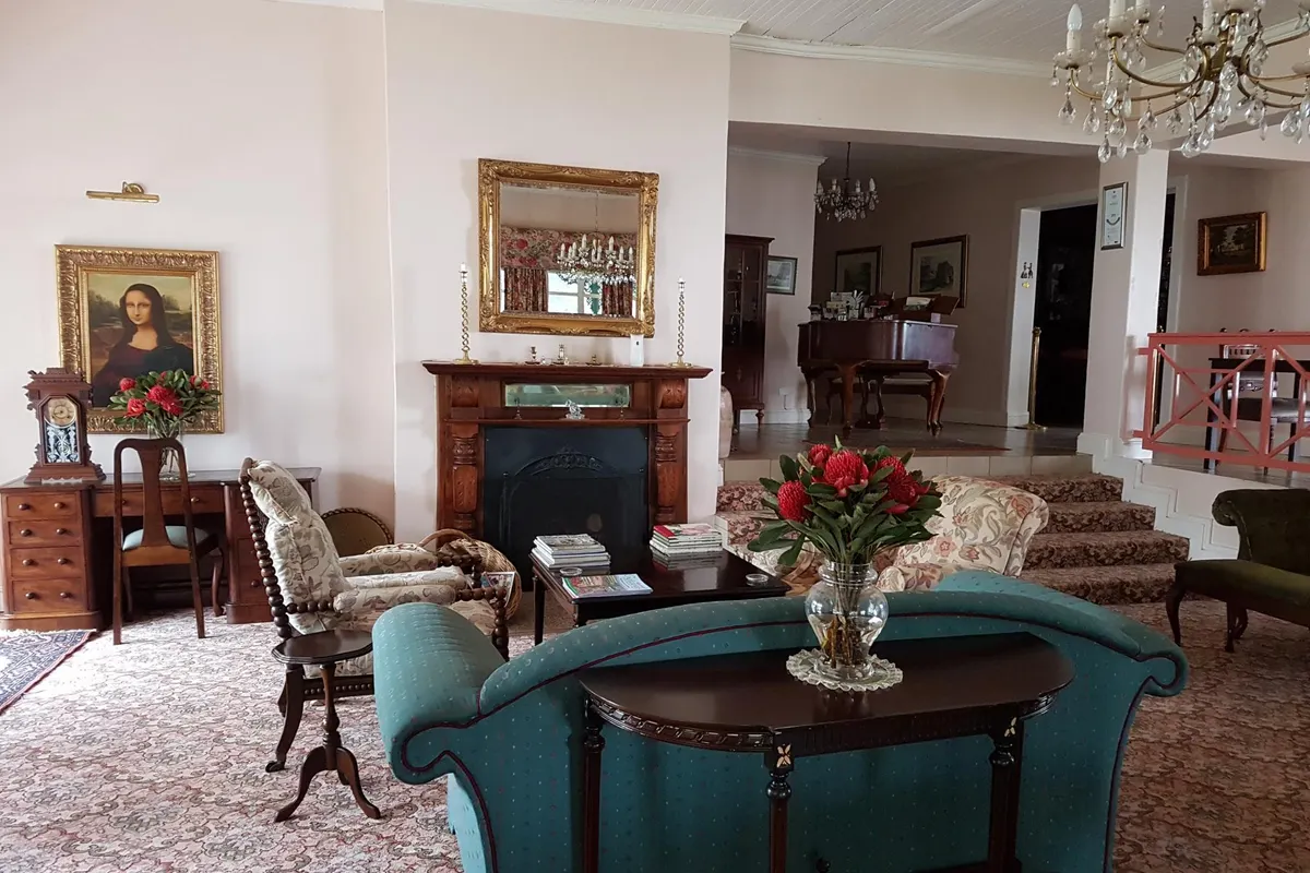 Sherwoods Country House Cc