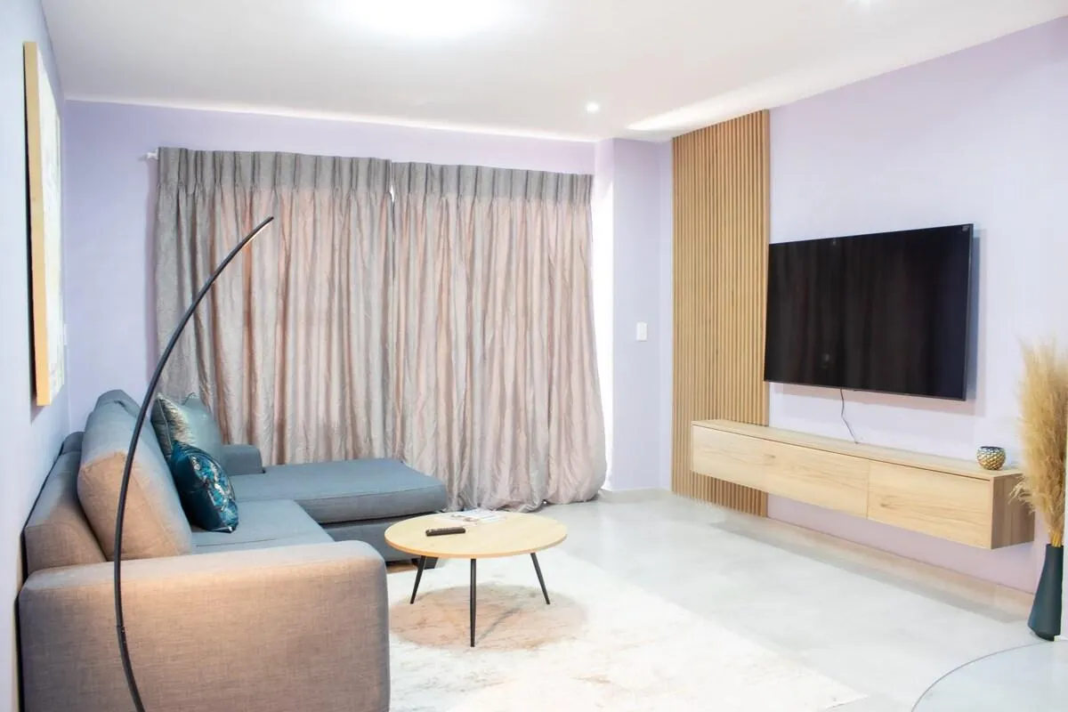 Kuboid Homes -Executive 2Bed @77 Grayston Sandton 