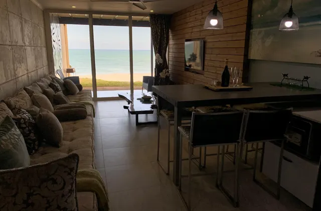 FlamencoAccomodation beach front