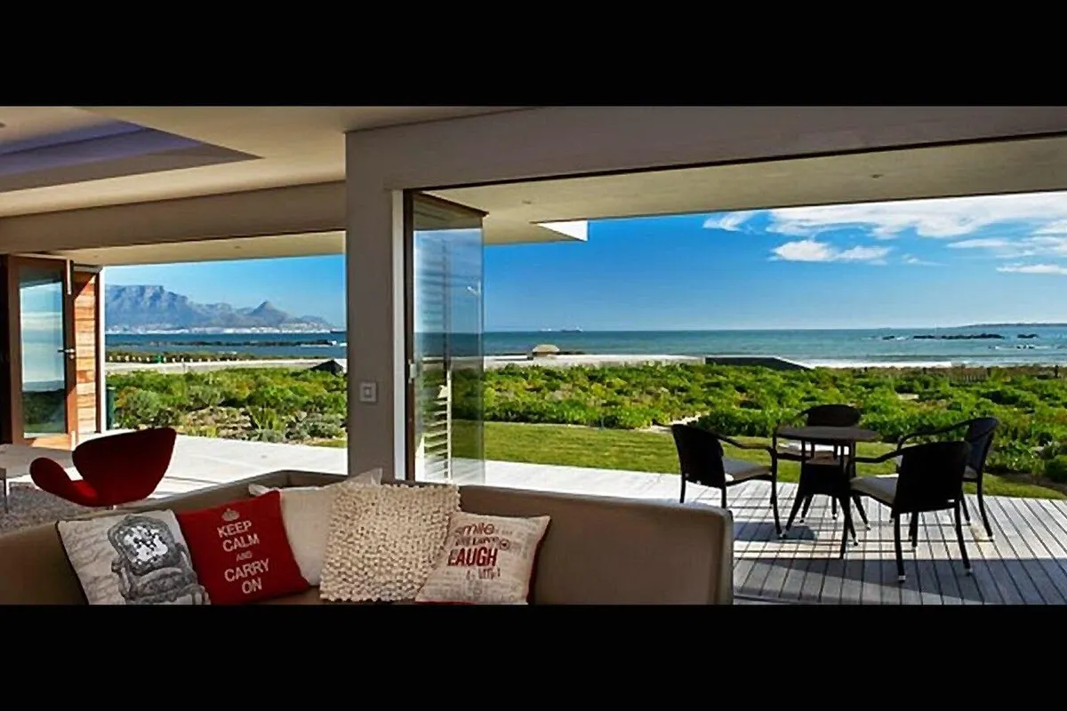 Unique 5 bedroom villa at Big Bay Beach