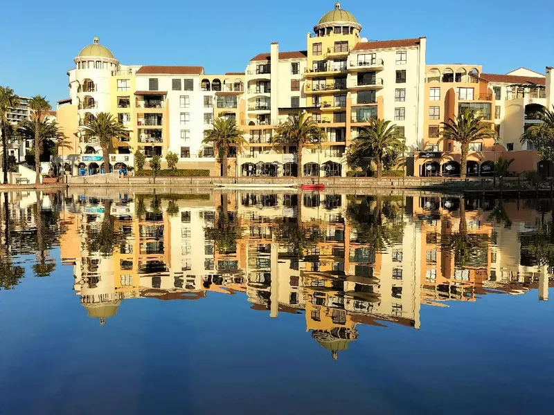 La Palmera - The Island Club