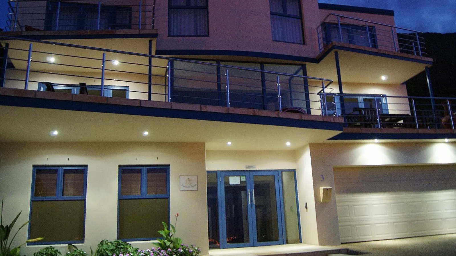 Magellans Passage Guest House