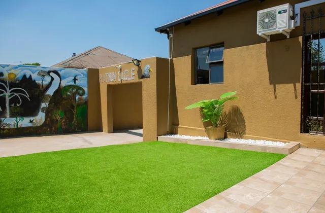 PLATINUM EAGLE GUEST HOUSE