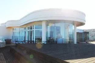 Beautiful Penthouse with spectacular seaviews