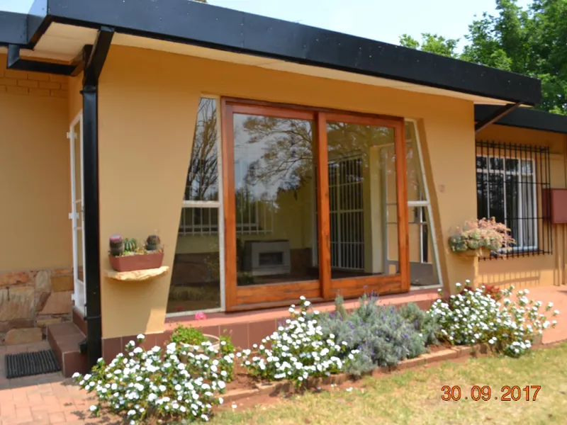 At The Rocks Country Estate