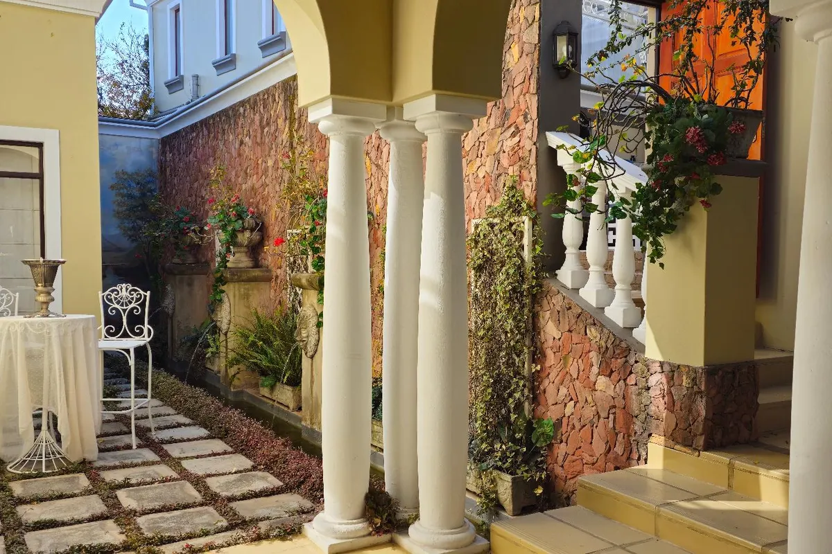 Villa Lugano Guest House