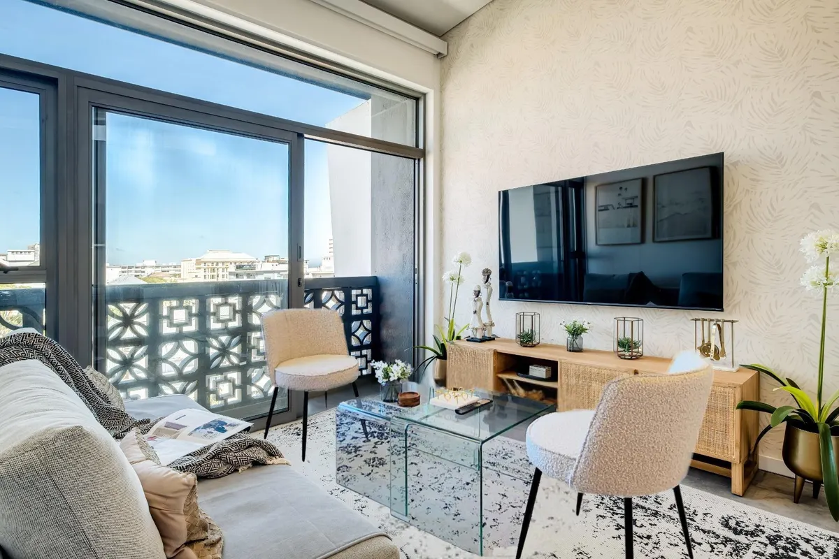 Chic Rooftop Apartment by the Sea 6onN Sea Point