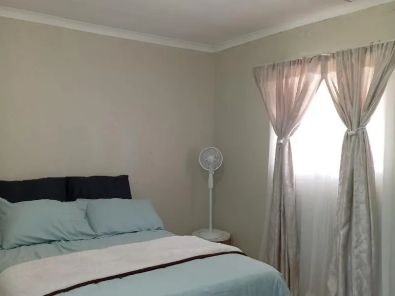 Zone 4 Motel and spa